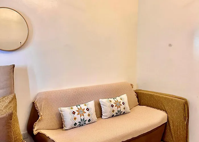 Apartment Casa Valencia Manila